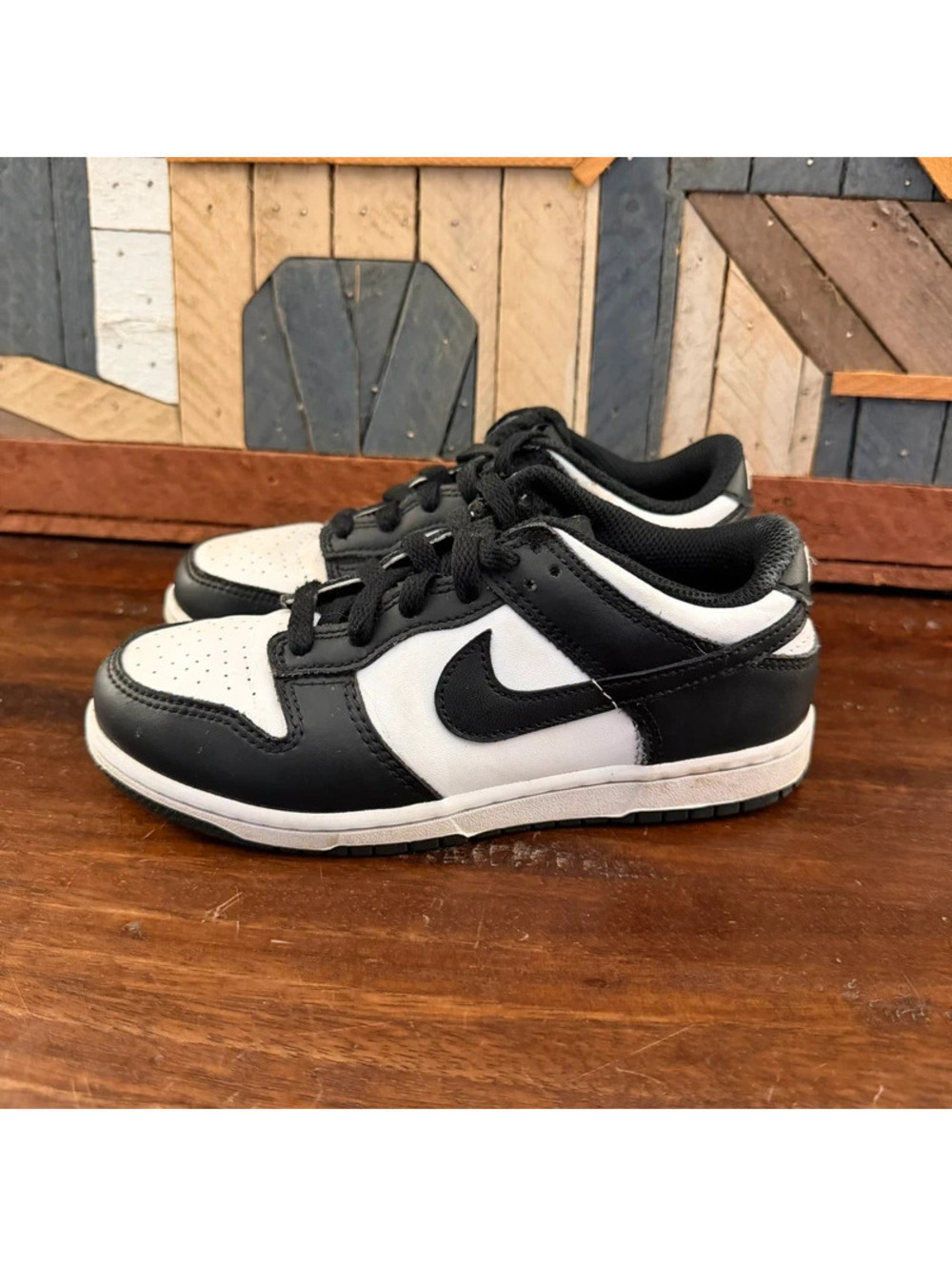 Nike Dunk Low Panda Black White Pre-School PS Sneakers Size 1.5Y